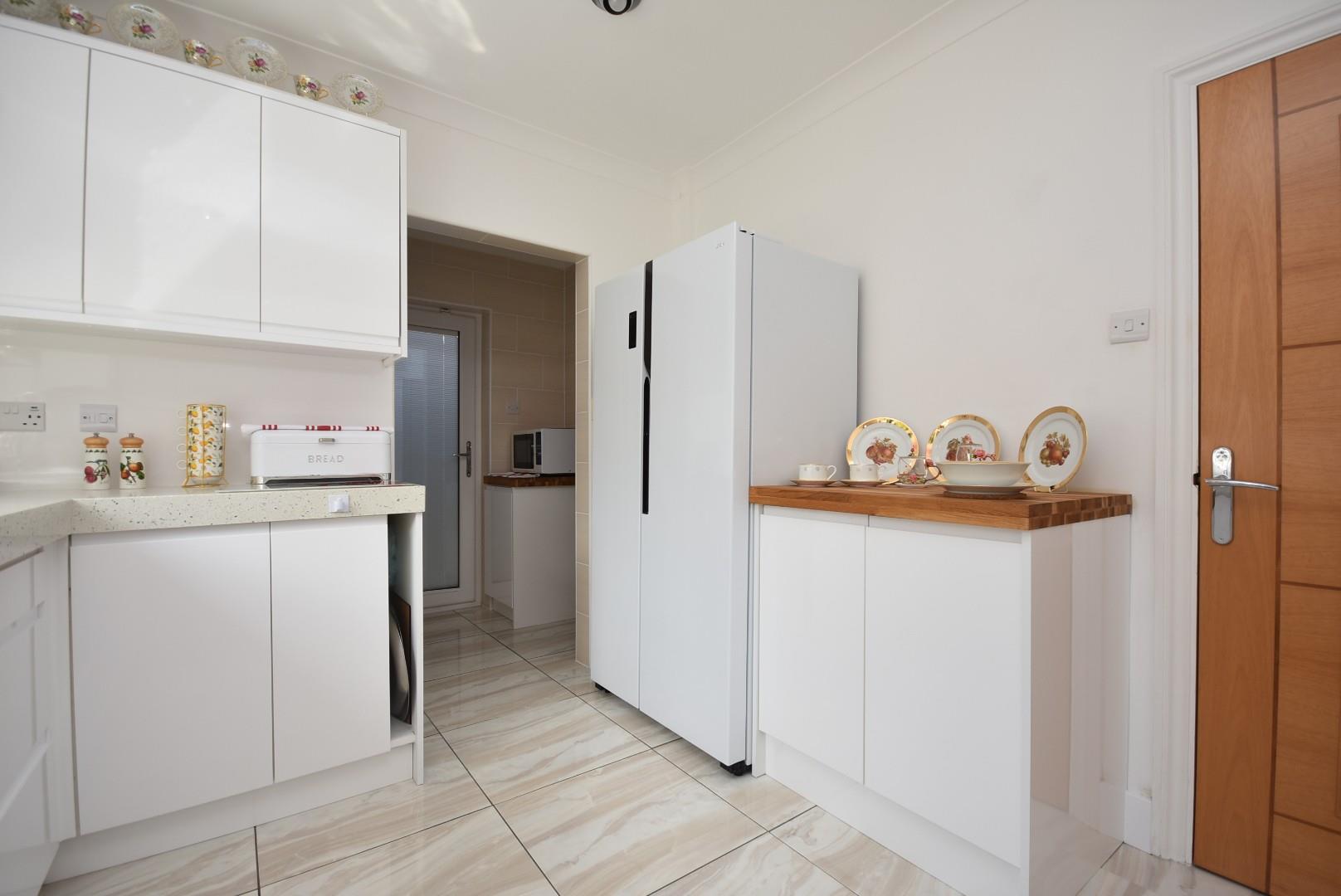 11 The Grange, Baroness Place, Penarth, CF64 3UW